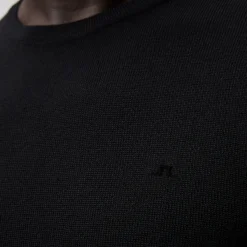 Lyle Merino Crew Neck Sweater Svart