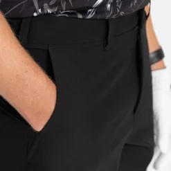 M 4-Way Stretch Short Svart
