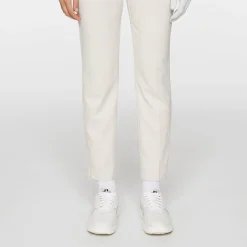 Pia Pant