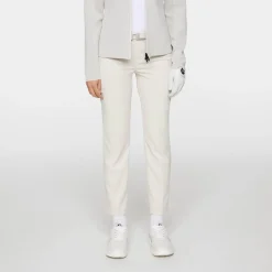Pia Pant