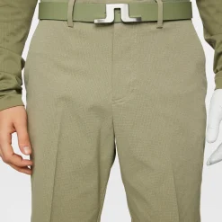 Vent Shorts